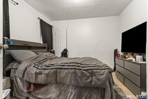 1036-1038 Maplewood Avenue Bridgeport CT 06605