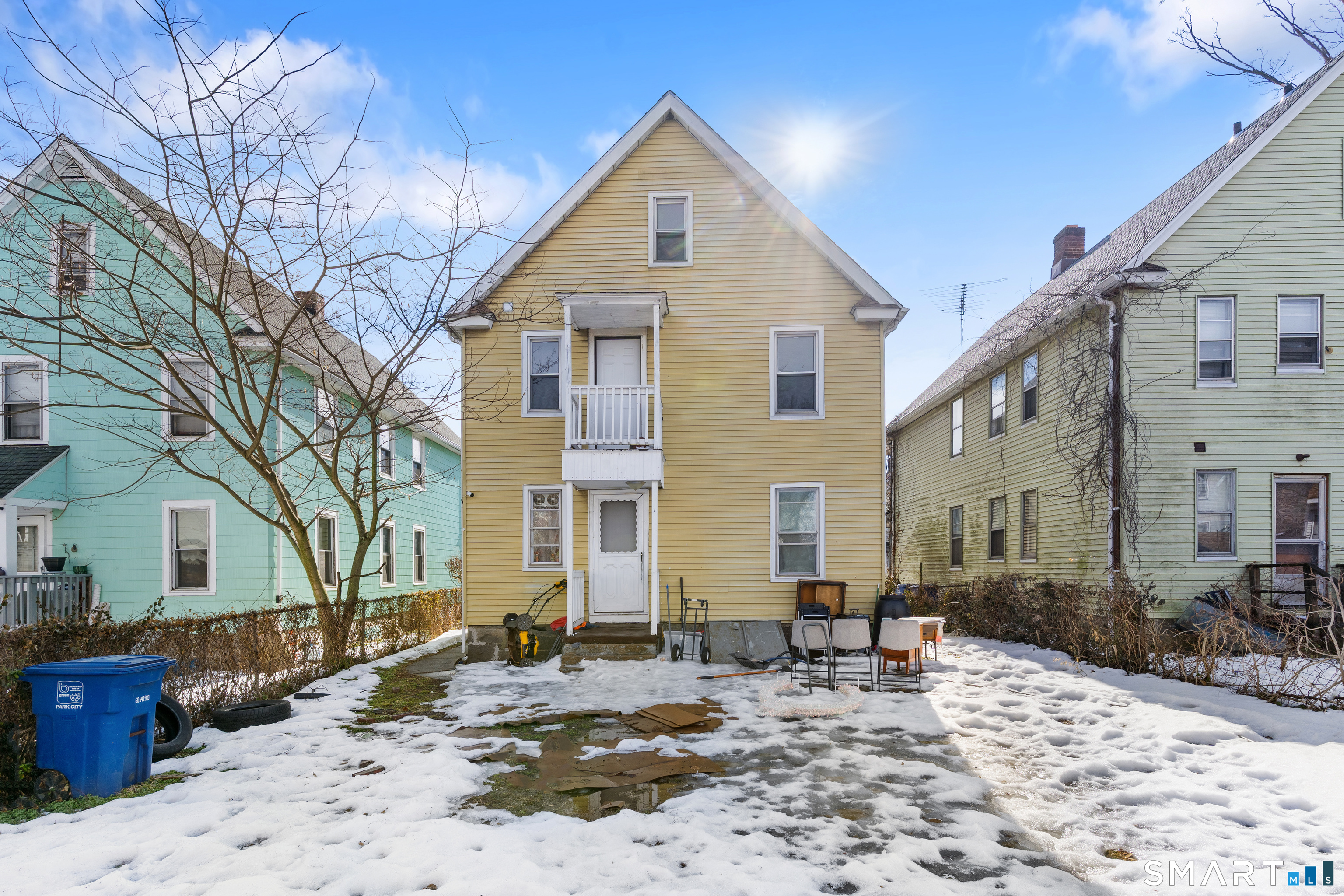1036-1038 Maplewood Avenue Bridgeport CT 06605
