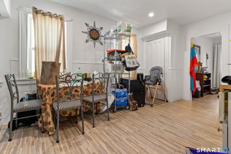 1036-1038 Maplewood Avenue Bridgeport CT 06605