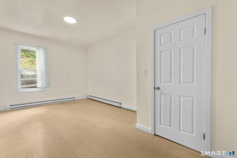 170 Meriden Road Waterbury CT 06705