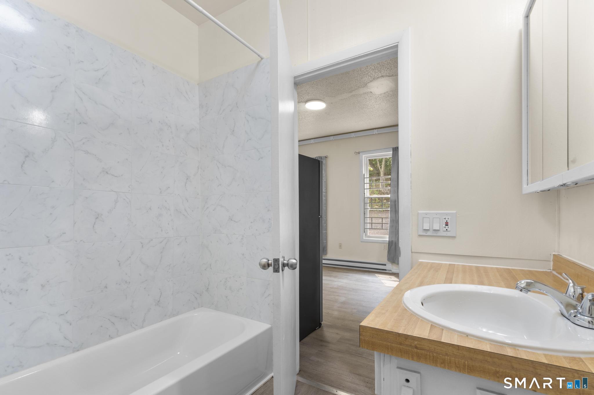 170 Meriden Road Waterbury CT 06705