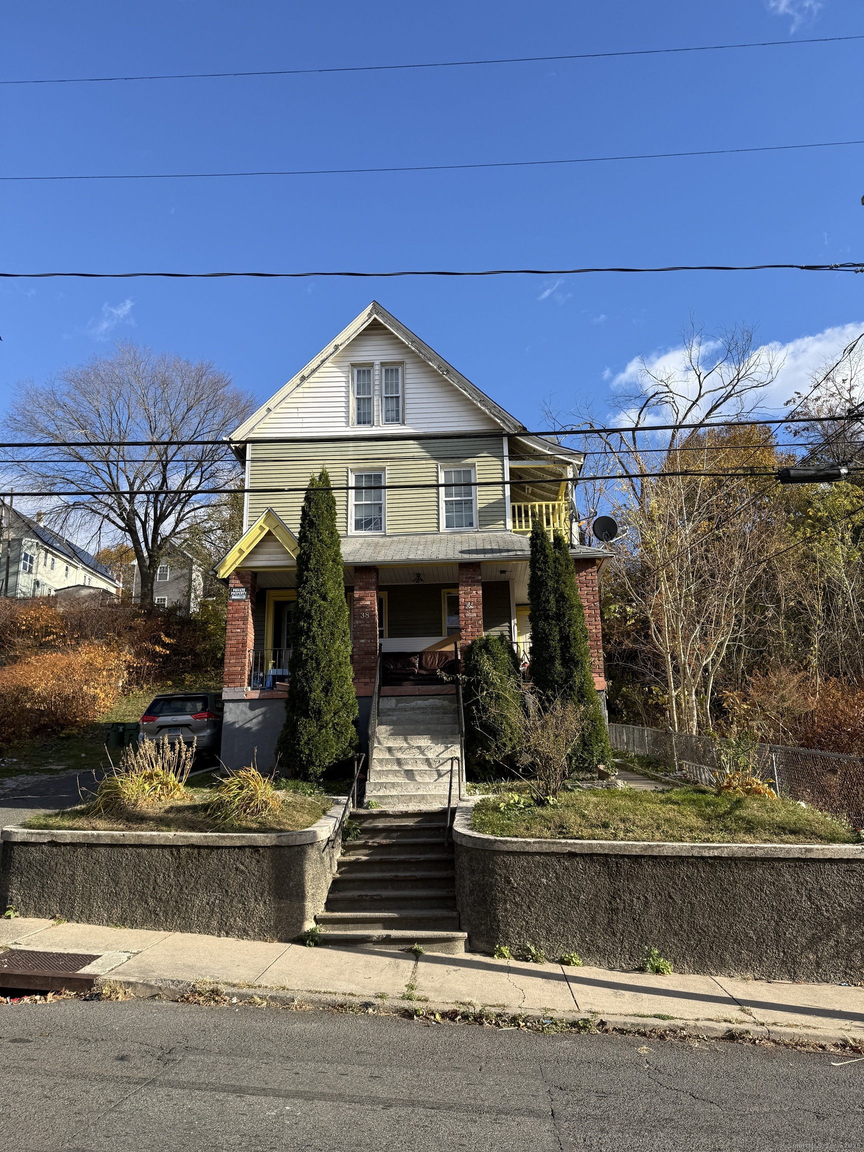 36 Vine Street Waterbury CT 06704