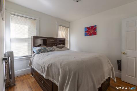 55 Connecticut Avenue New London CT 06320