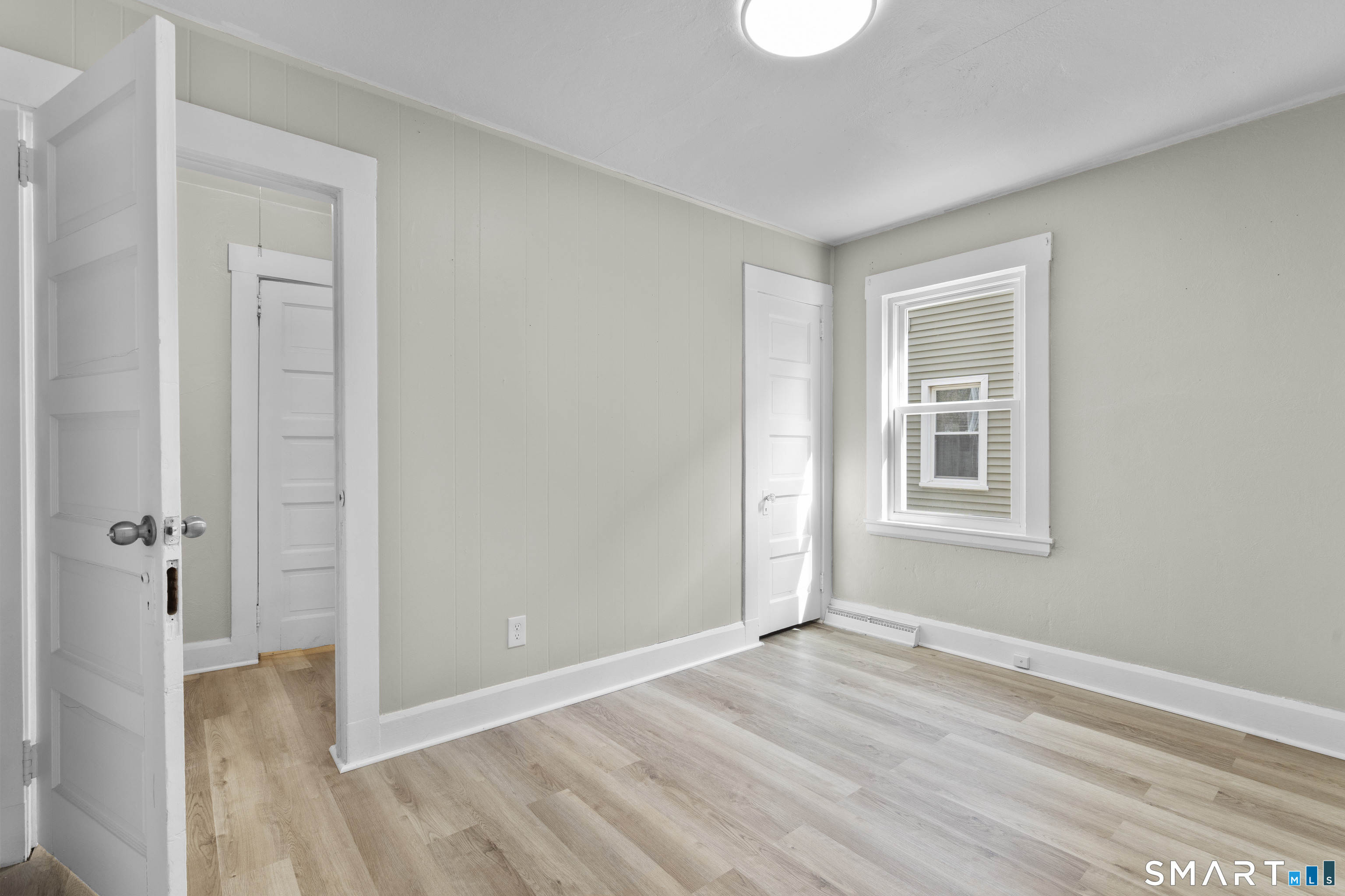 88 North Pond Street Bristol CT 06010