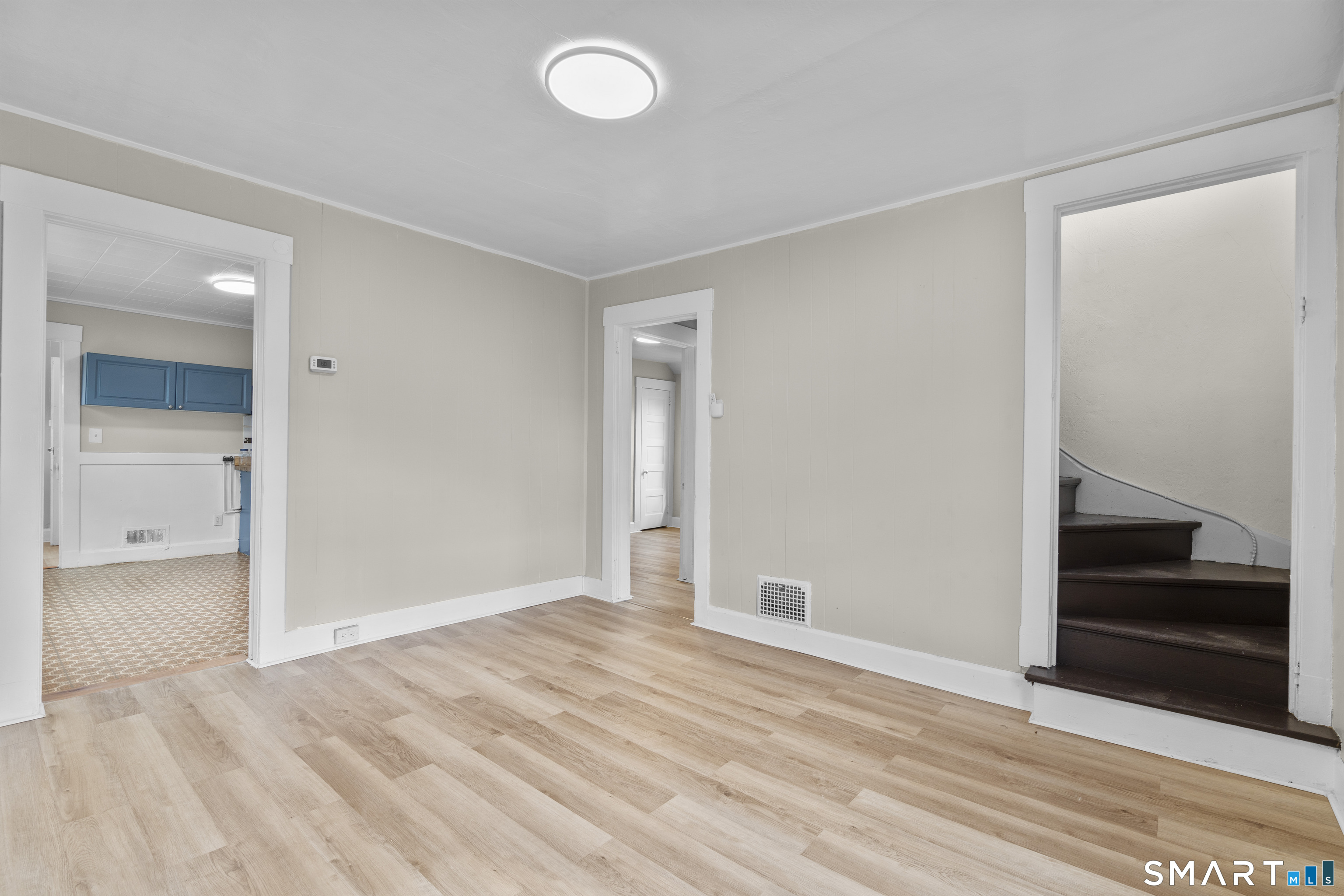88 North Pond Street Bristol CT 06010