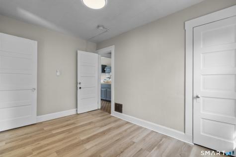 88 North Pond Street Bristol CT 06010