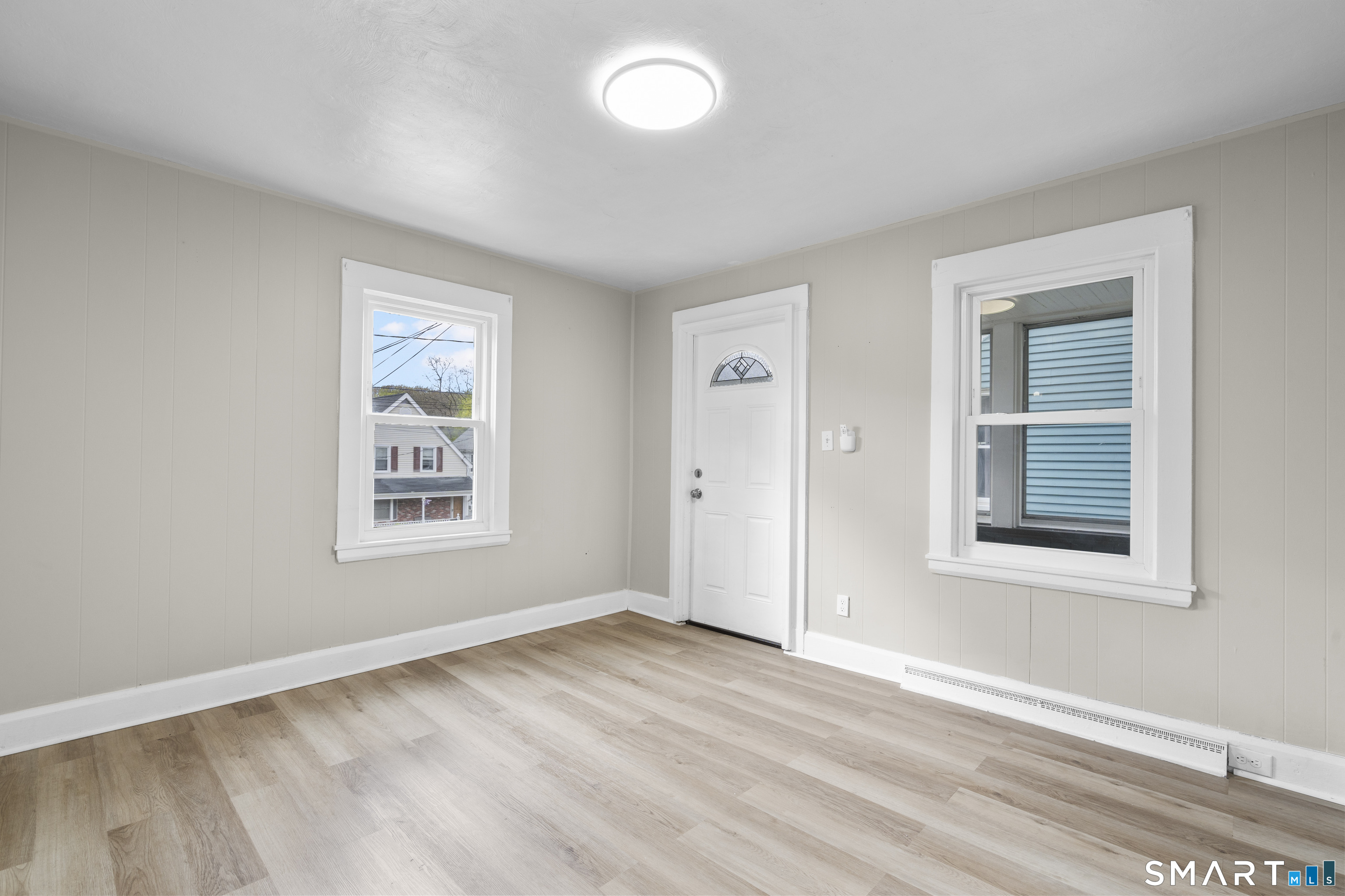 88 North Pond Street Bristol CT 06010