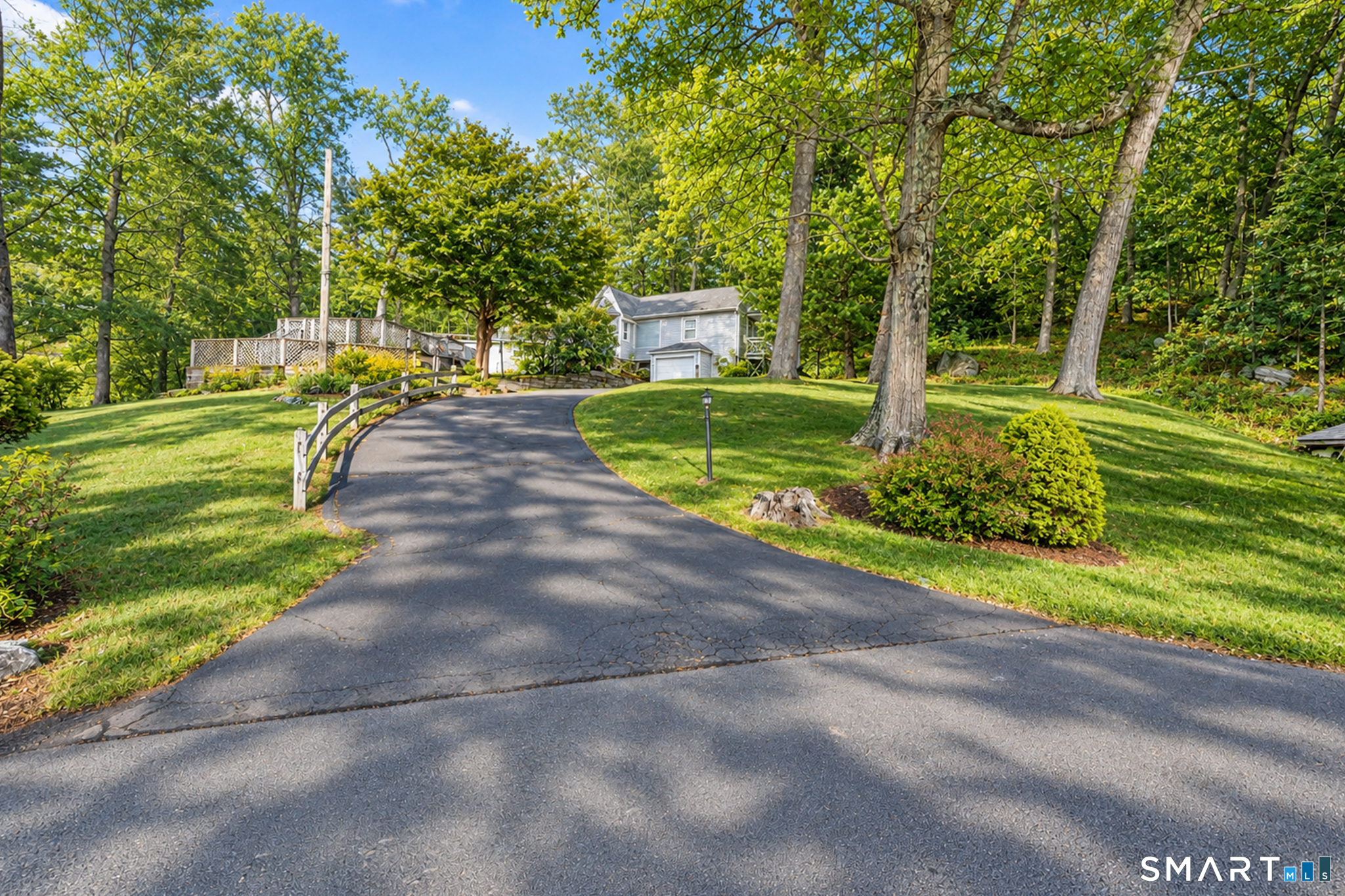 10 Old Waterbury Road Middlebury CT 06762
