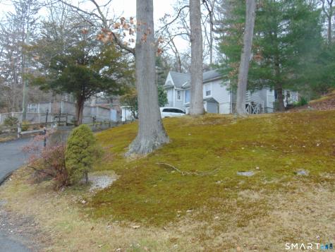 10 Old Waterbury Road Middlebury CT 06762
