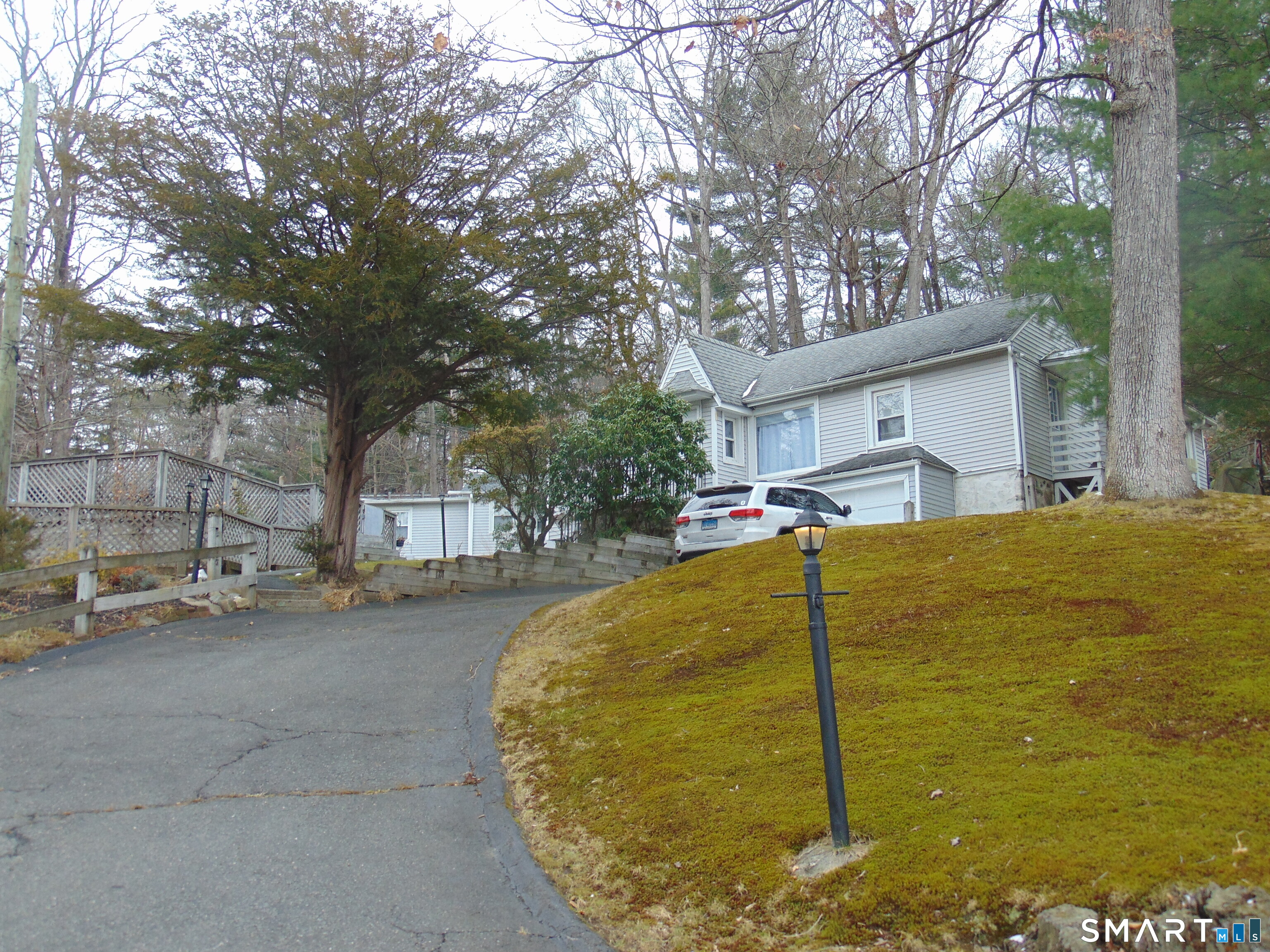 10 Old Waterbury Road Middlebury CT 06762