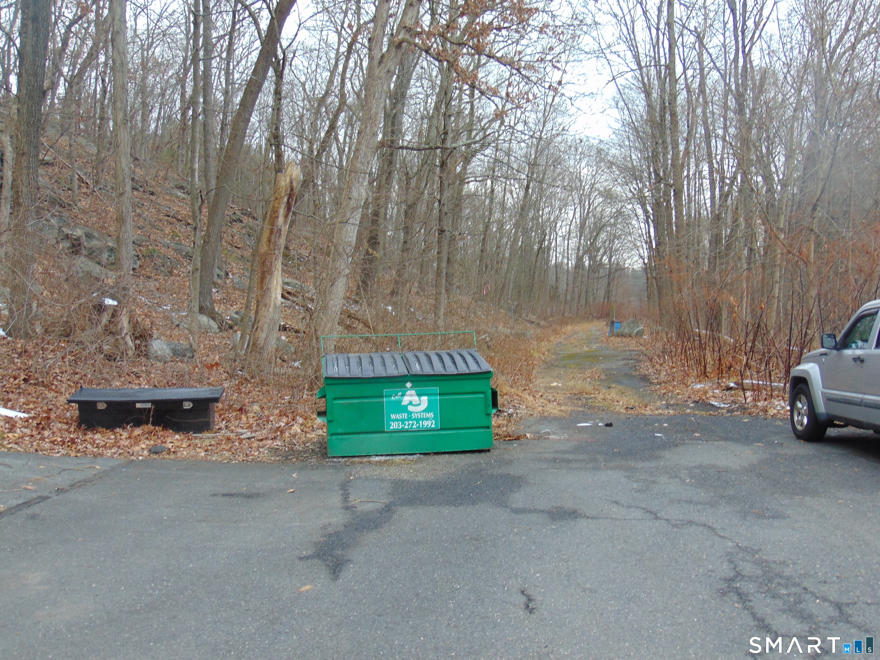 10 Old Waterbury Road Middlebury CT 06762