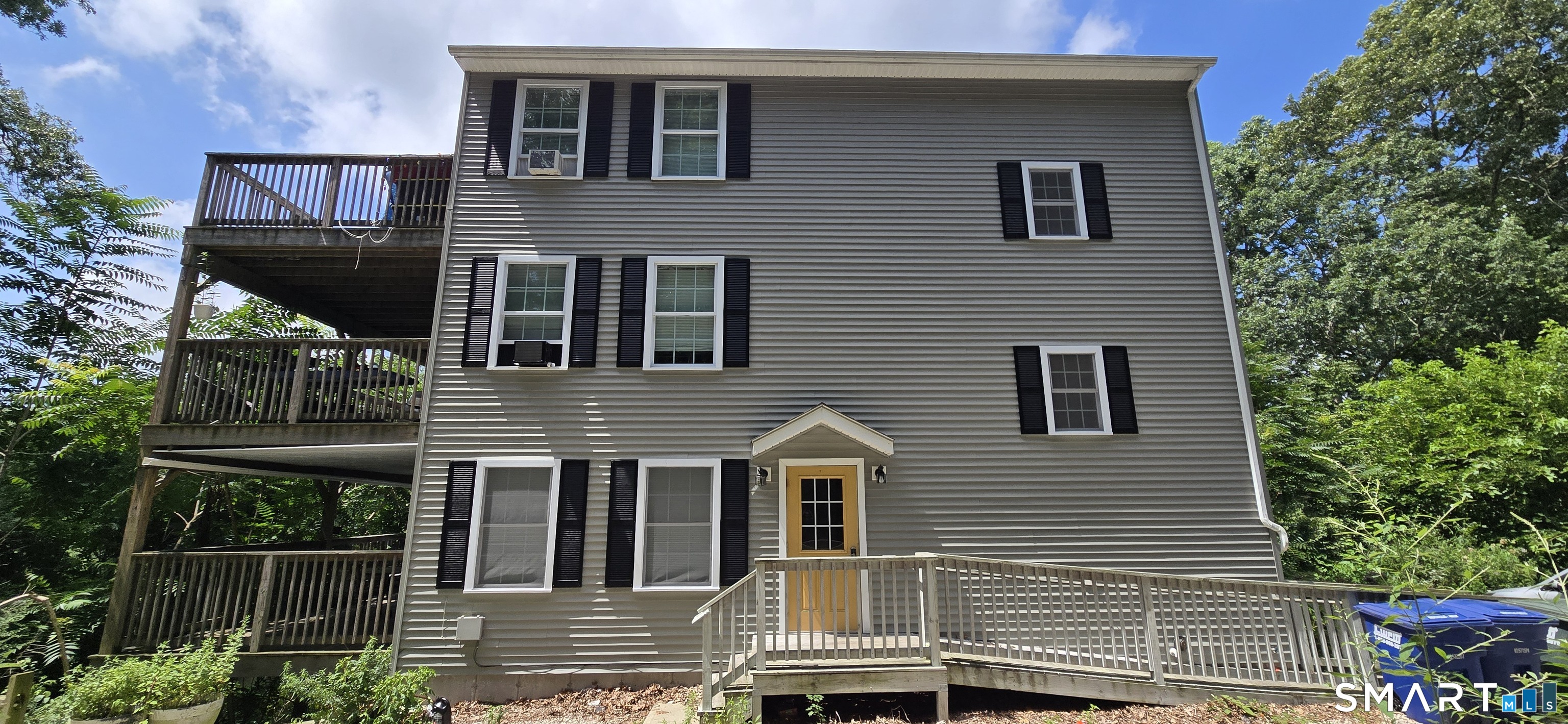 83 Inchcliffe Drive Ledyard CT 06335