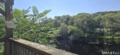 83 Inchcliffe Drive Ledyard CT 06335