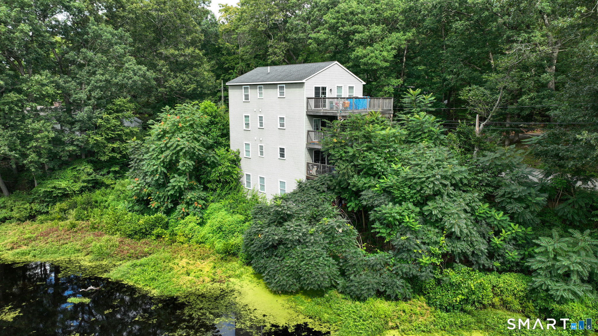 83 Inchcliffe Drive Ledyard CT 06335