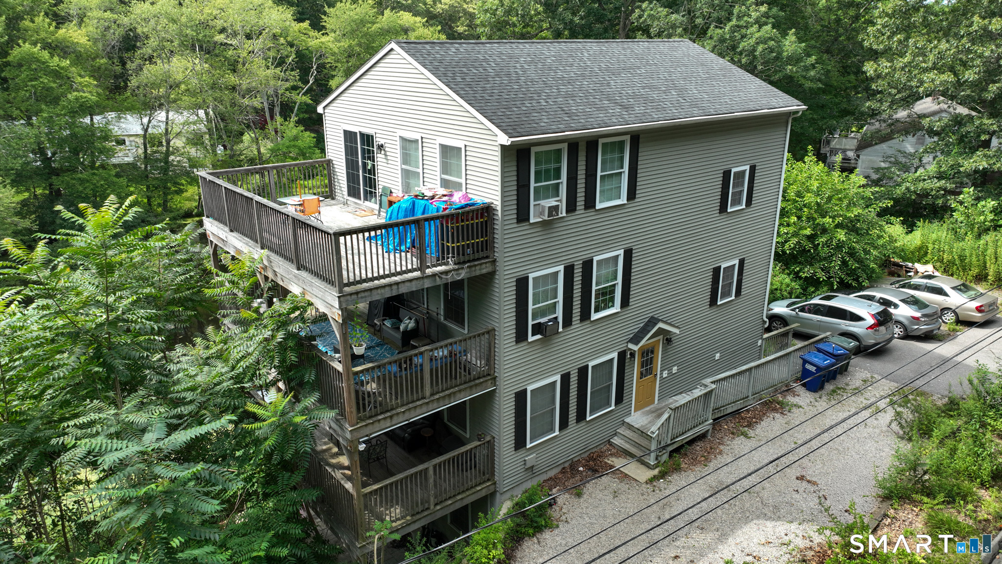 83 Inchcliffe Drive Ledyard CT 06335