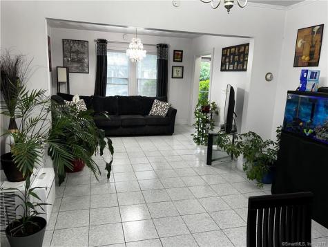 546 Hillside Avenue Hartford CT 06106
