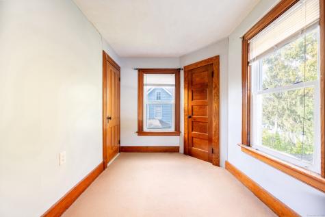 17-23 Meadow Street Seymour CT 06483