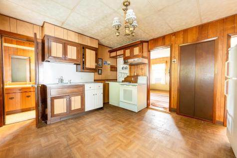 17-23 Meadow Street Seymour CT 06483