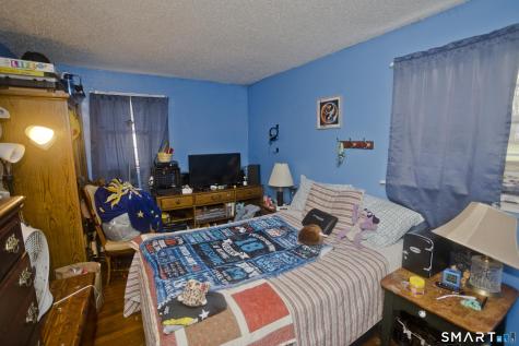 21 Lownds Drive Windsor Locks CT 06096
