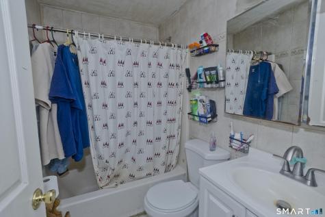 21 Lownds Drive Windsor Locks CT 06096