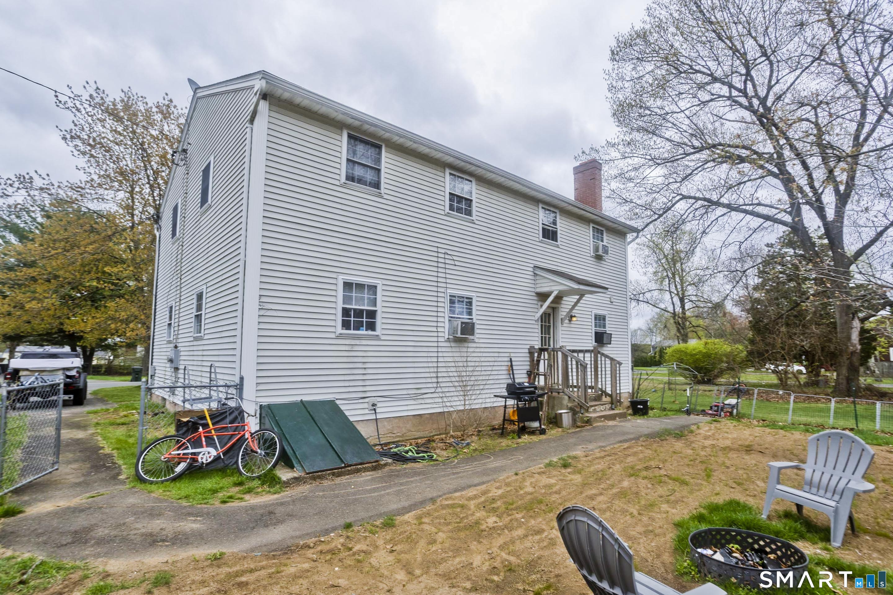 21 Lownds Drive Windsor Locks CT 06096
