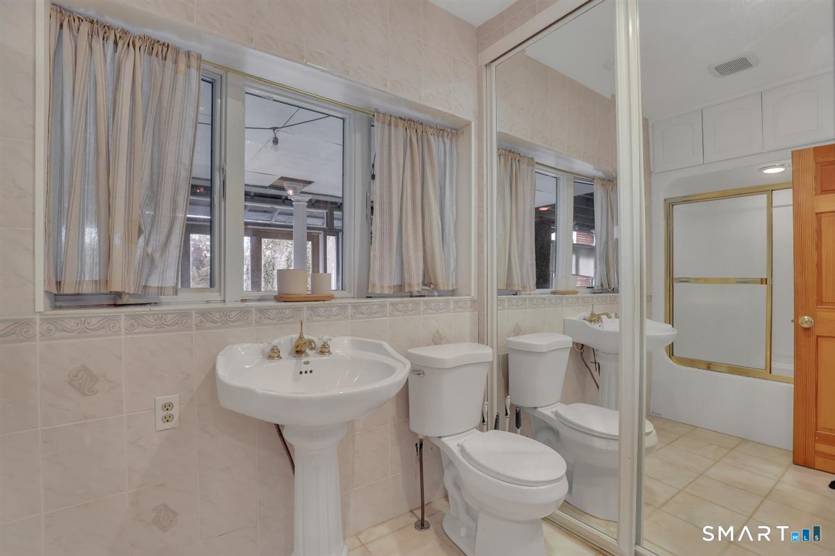 157 Baileyville Road Middlefield CT 06455