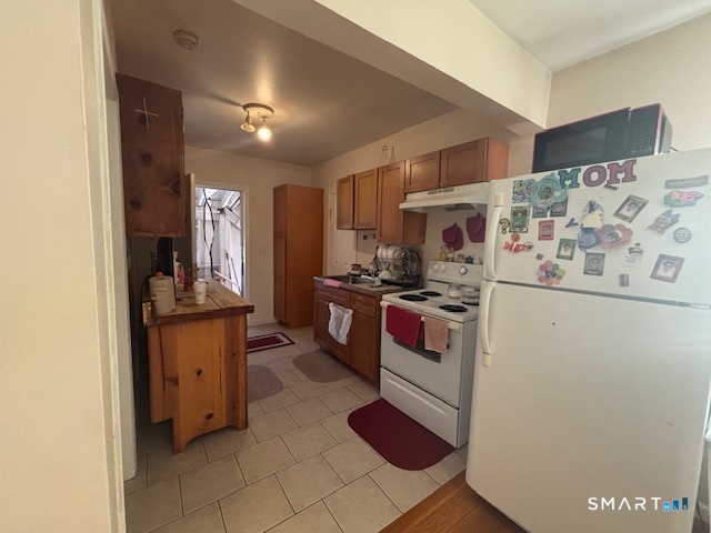 142 Front Avenue West Haven CT 06516