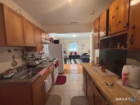 142 Front Avenue West Haven CT 06516