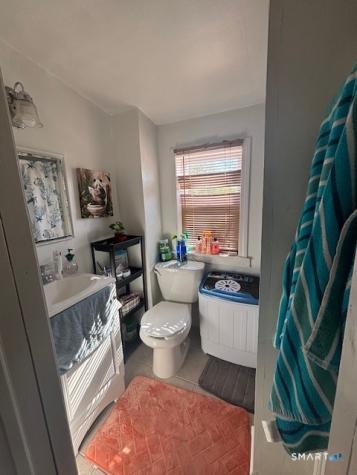142 Front Avenue West Haven CT 06516