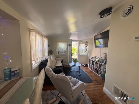 142 Front Avenue West Haven CT 06516