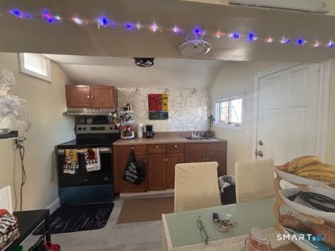 142 Front Avenue West Haven CT 06516