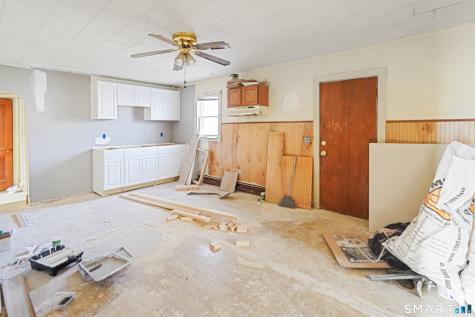 383 Putnam Pike Killingly CT 06241
