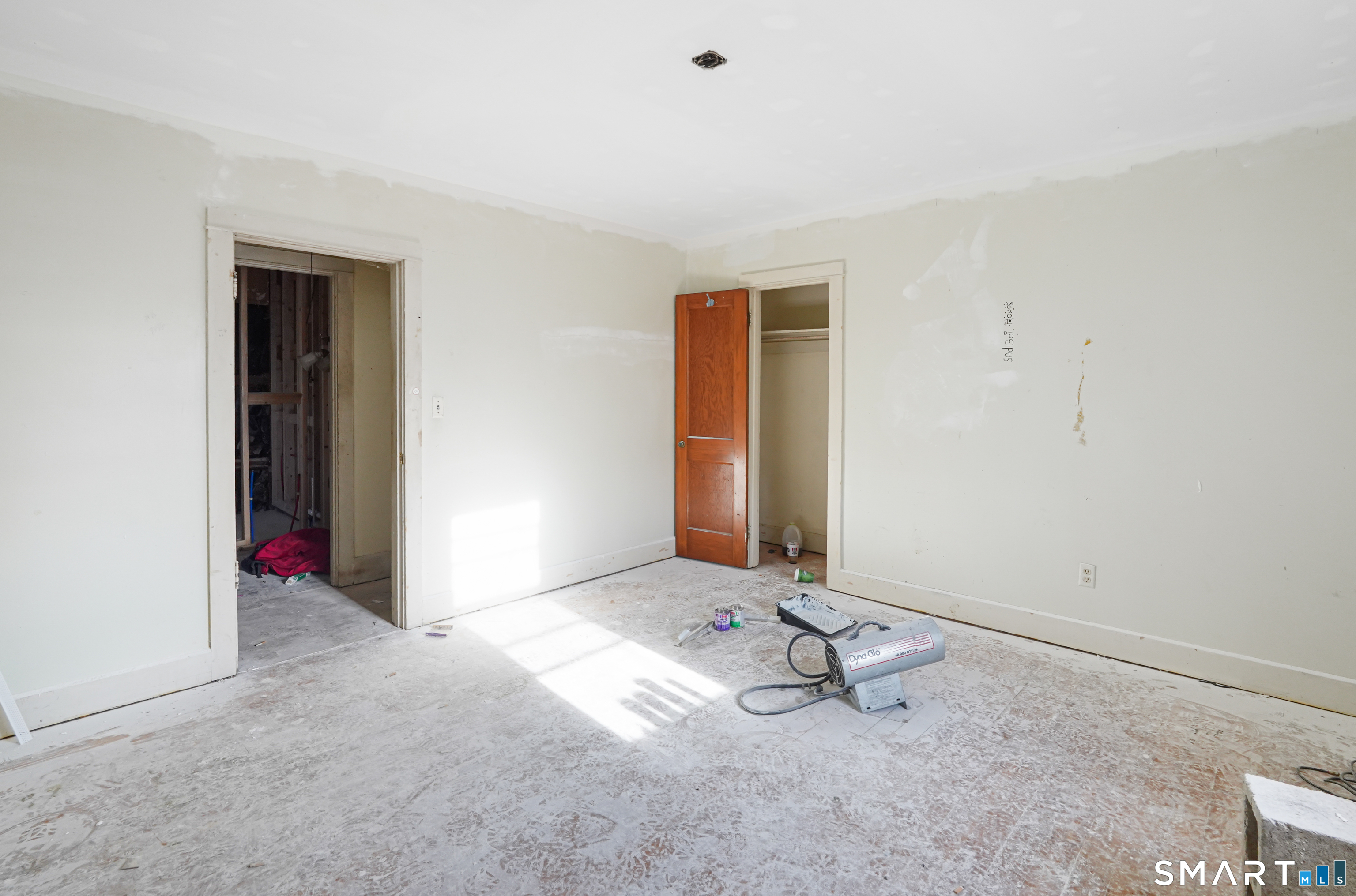 383 Putnam Pike Killingly CT 06241