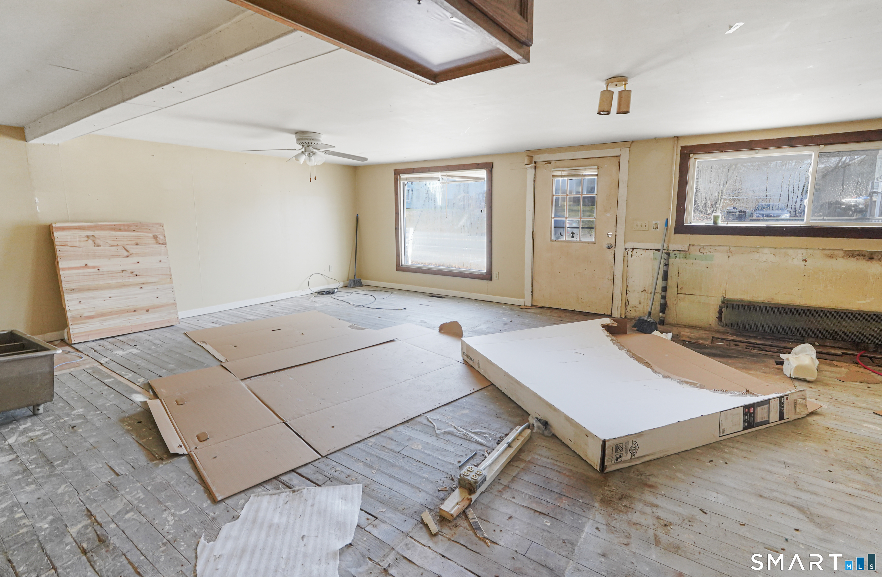 383 Putnam Pike Killingly CT 06241