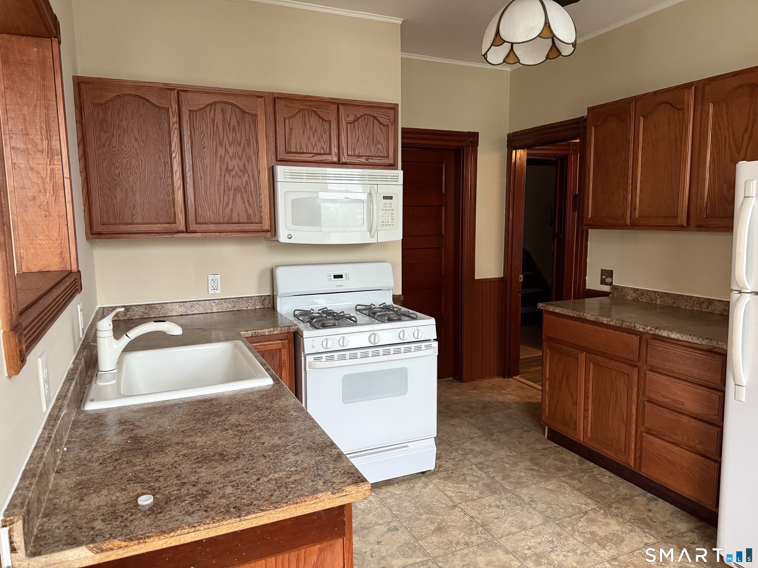321 Olivia Street Derby CT 06418