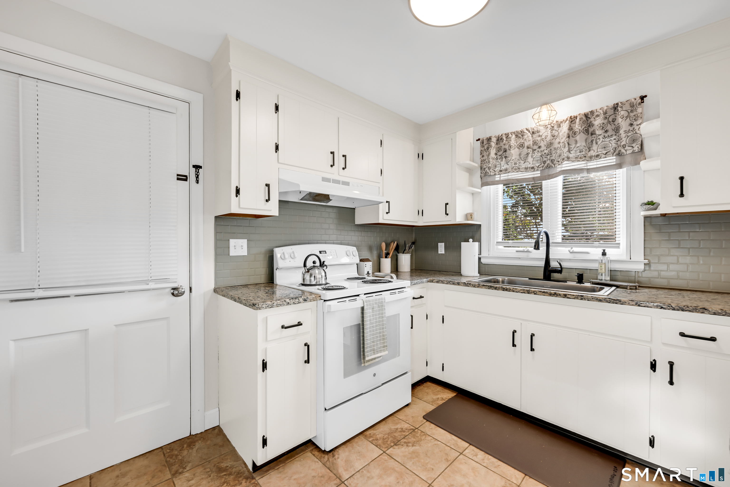 24 Dean Drive New Britain CT 06053