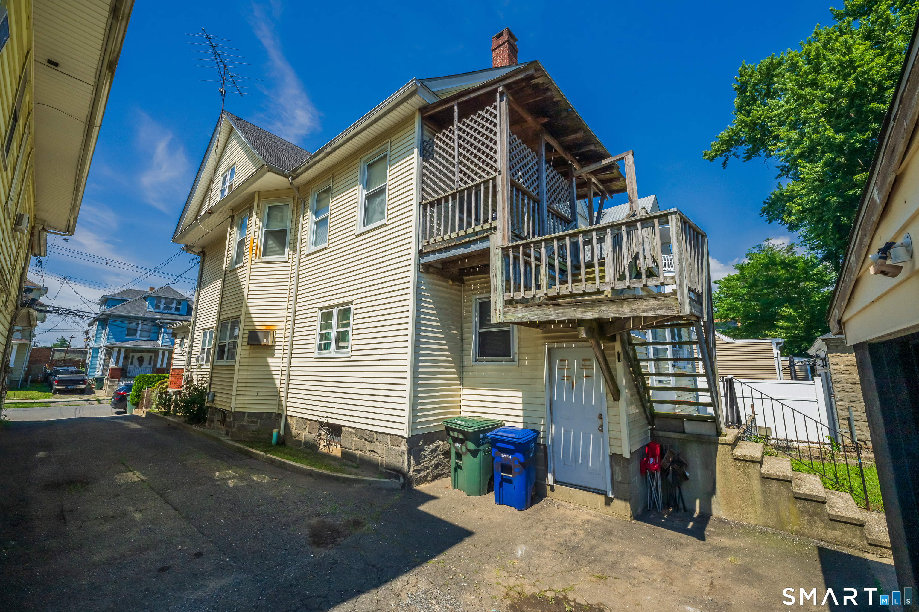 226-228 Lenox Avenue Bridgeport CT 06605
