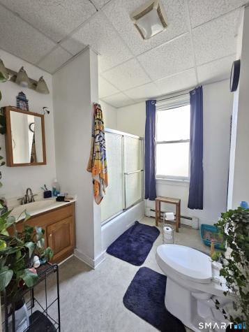 77 Taftville Occum Road Norwich CT 06360