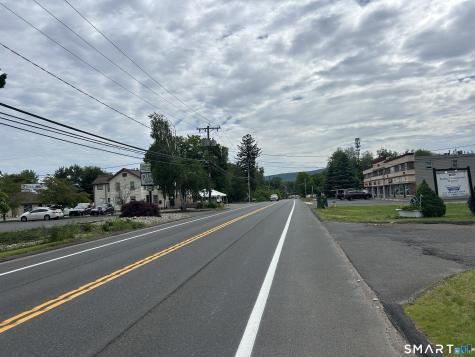 1488 Meriden Waterbury Tp Turnpike Southington CT 06479