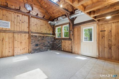 26-28 Gurley Road East Lyme CT 06333