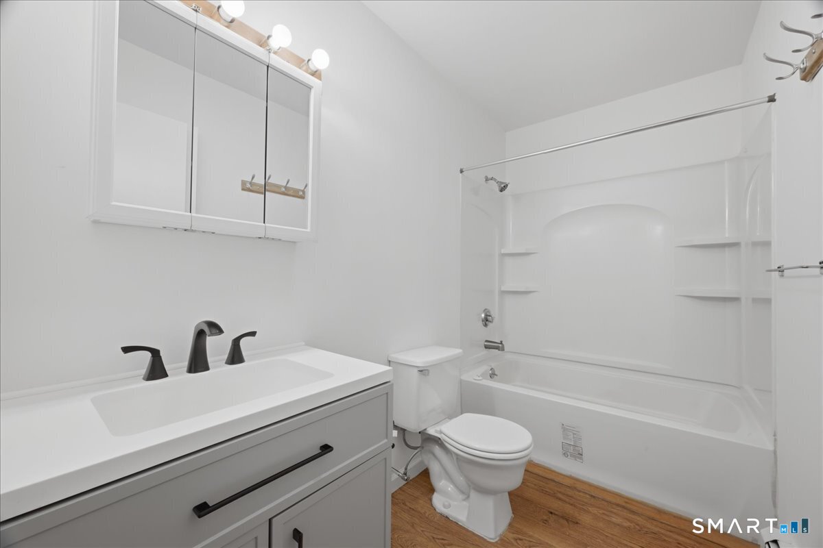 26-28 Gurley Road East Lyme CT 06333