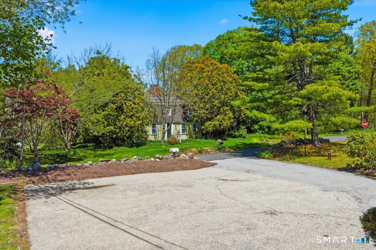 26-28 Gurley Road East Lyme CT 06333