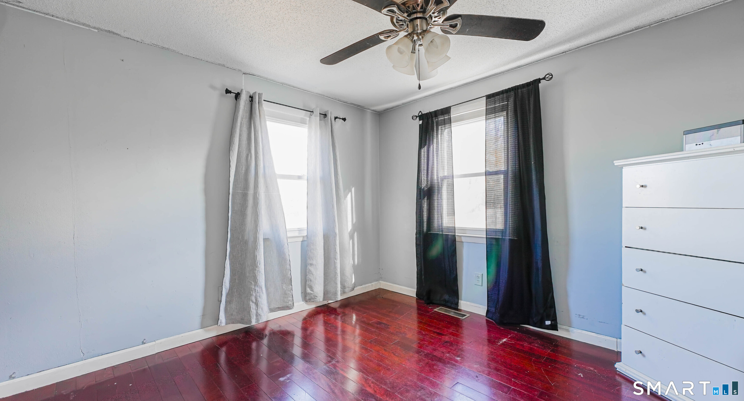 90 Blohm Street West Haven CT 06516