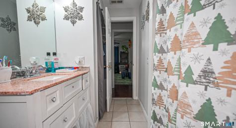 90 Blohm Street West Haven CT 06516