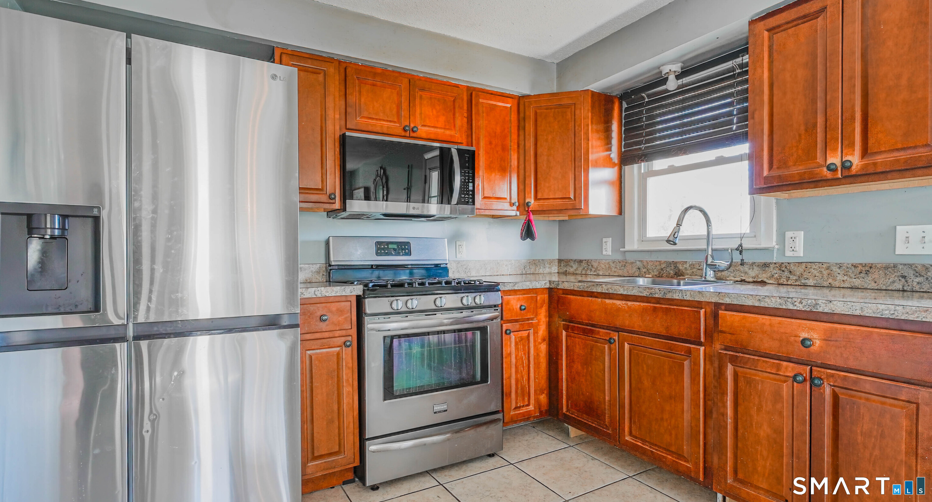 90 Blohm Street West Haven CT 06516