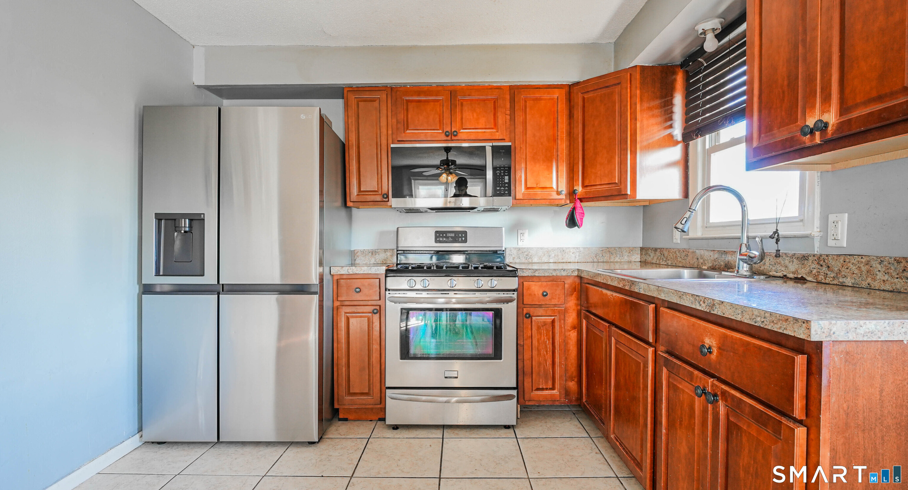 90 Blohm Street West Haven CT 06516