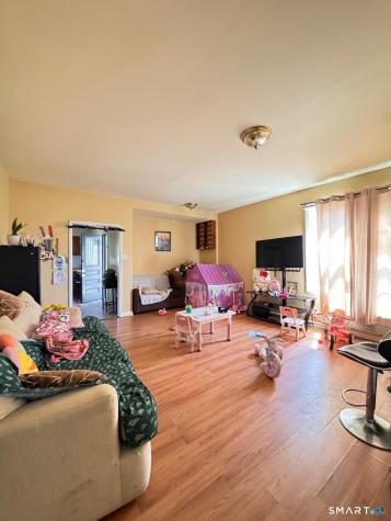 384 Wells Street Bridgeport CT 06606