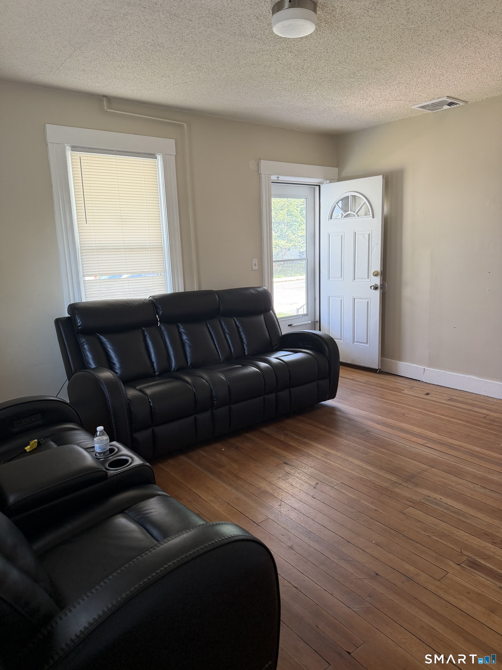 26 Flower Street Manchester CT 06040
