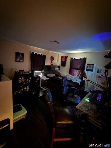 26 Flower Street Manchester CT 06040