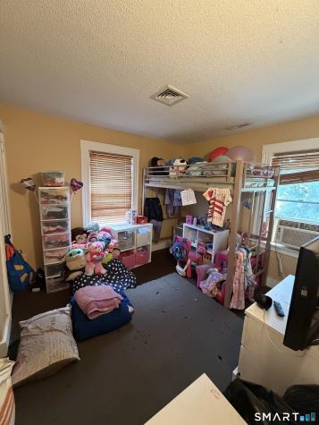 26 Flower Street Manchester CT 06040